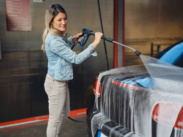 Best Roof Power Washing Services  in Cuyahoga Falls, OH